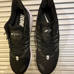 NEW NIKE AIR ZOOM VOMERO 14